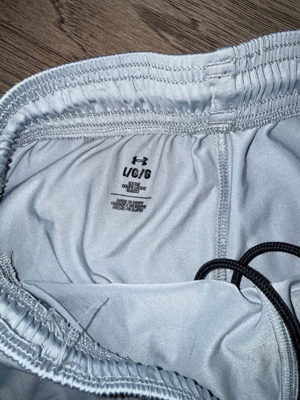 Under Armour Athletic Shorts Size L Grey Loose Fit - Picture 3 of 4